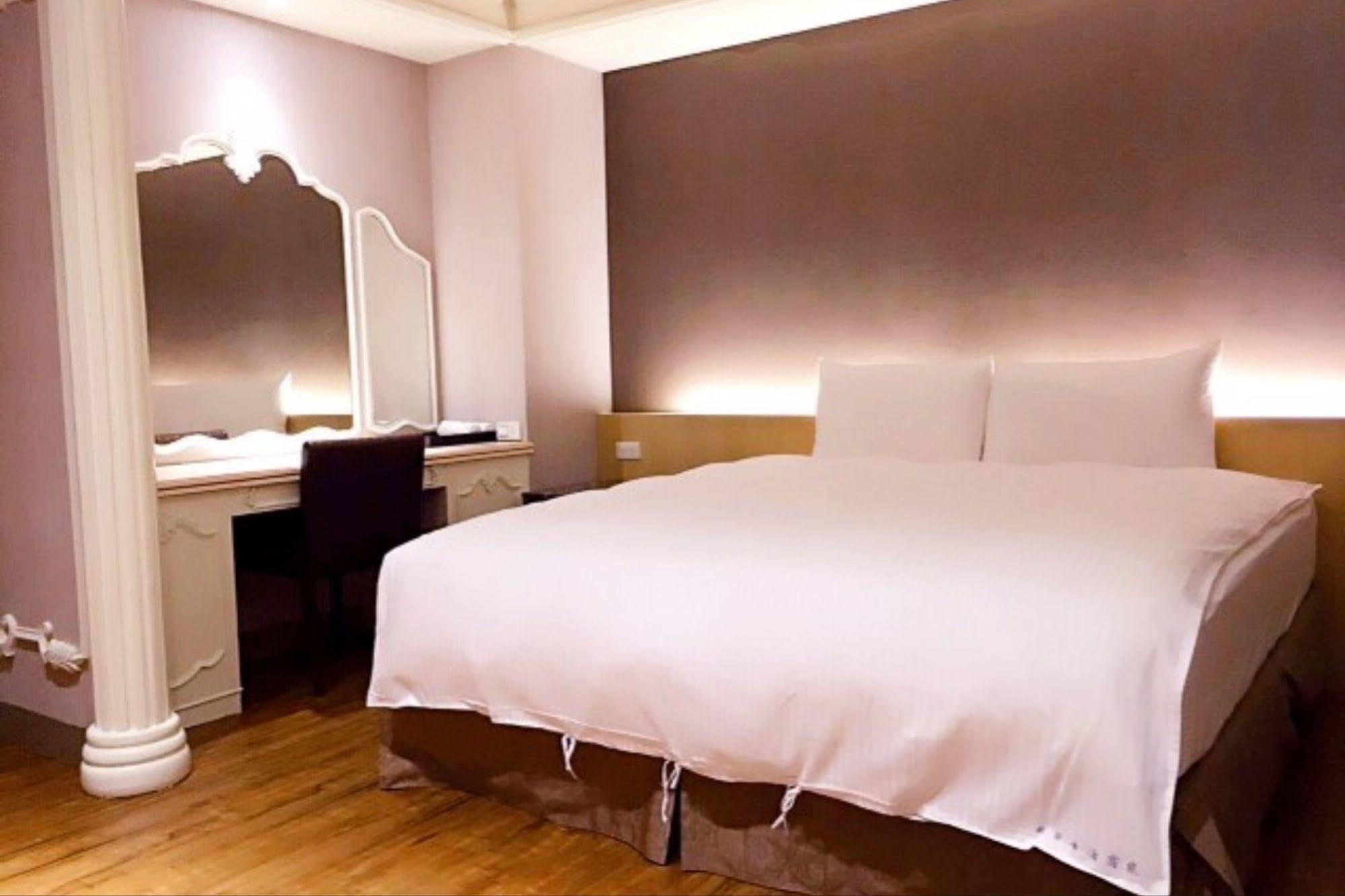 Simple Life Kaohsiung Hotell Eksteriør bilde