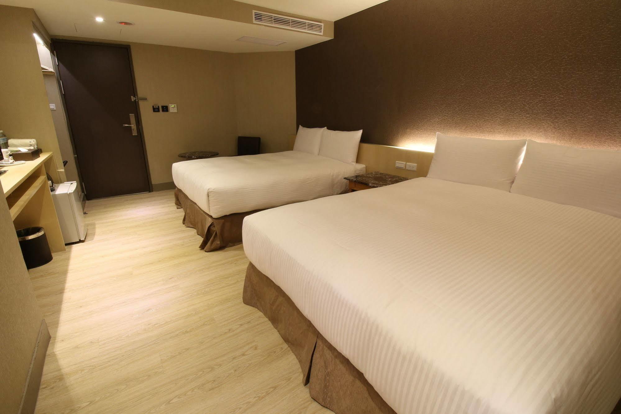Simple Life Kaohsiung Hotell Eksteriør bilde